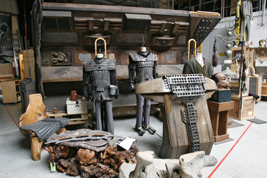 Klingonen Konsole und Uniformen