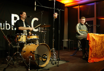 Nico Walser, Wolfgang Grieger