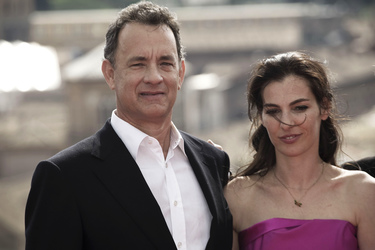 Tom Hanks, Ayelet Zurer