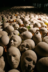 Kopfsteinpflaster von Timm Ulrichs