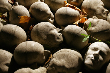 Kopfsteinpflaster von Timm Ulrichs