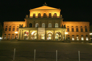 Opernhaus