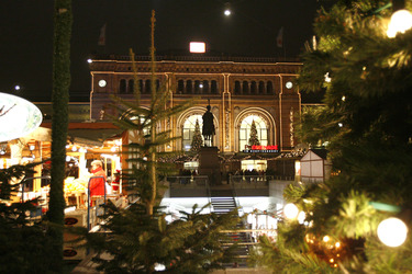 Weihnachtsmarkt auf dem Ernst-August-Platz