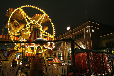 Weihnachtsmarkt auf dem Ernst-August-Platz