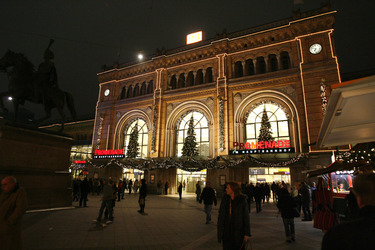 Weihnachtsmarkt auf dem Ernst-August-Platz