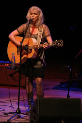 Emmylou Harris