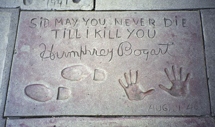 Humphrey Bogart's Signatur in Beton vor dem Grauman's Chinese Theater