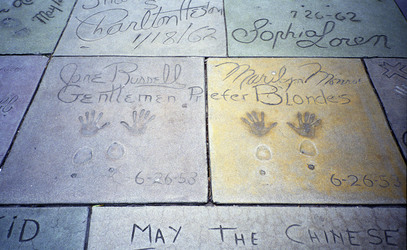 Signaturen in Beton vor dem Grauman's Chinese Theater