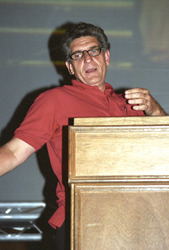 Andreas Katsulas
