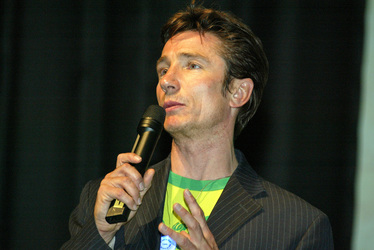 Dominic Keating