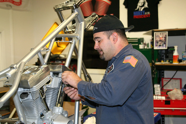 Vince 'Vinnie' DiMartino