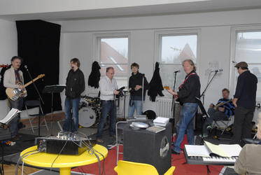 Wolfgang Becker mit Bandkollegen