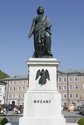 Mozartdenkmal