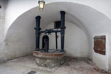 Zisterne im inneren Teil der Festung