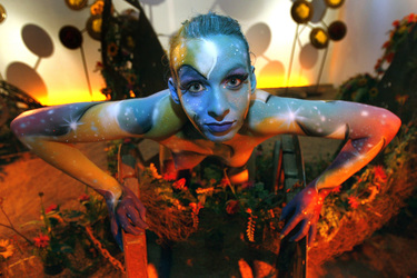 Universum in Rüstung / Armored Universe