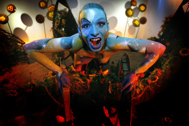 Universum in Rüstung / Armored Universe