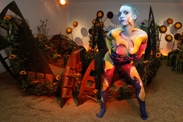 Universum in Rüstung / Armored Universe