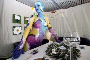 Universum in Rüstung / Armored Universe