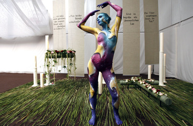 Universum in Rüstung / Armored Universe