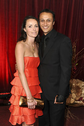 Chris Bisson mit Begleitung