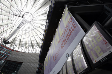 CineStar Kino mit Berlinale Plakat