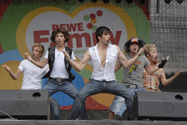 Chris Watrin, Vince Tomas, Jay Khan, Izzy Gallegos, Richie Stringini