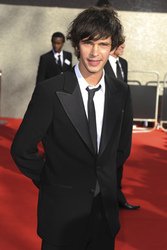 Ben Wishaw