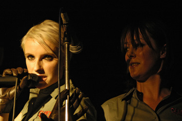 Sarah Blackwood, Kate Holmes