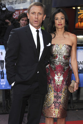 Daniel Craig, Satsuki Mitchell