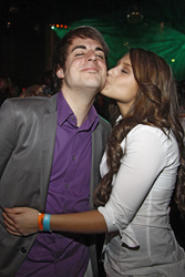 Linda Teodosiu mit Freund Simon Gincberg