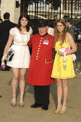 Eugenie Mountbatten-Windsor / Princess Eugenie of York, Beatrice Mountbatten-Windsor / Princess Beatrice of York