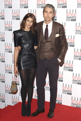 George Lamb mit Begleitung