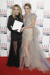 Mary-Kate Olsen, Ashley Olsen