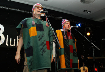 Nico Walser, Wolfgang Grieger