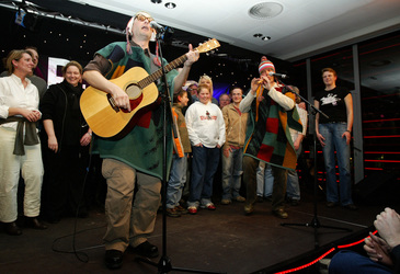 Nico Walser, Wolfgang Grieger