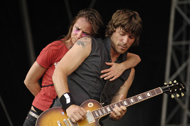 Juliette Lewis, Kemble Walters