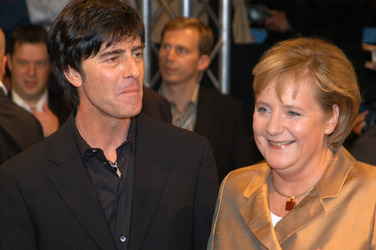 Joachim 'Jogi' Löw, Angela Merkel