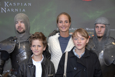 Lara Joy Körner mit Sohn David und Tochter Lola