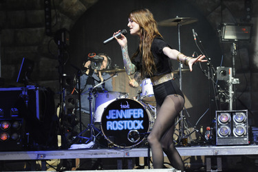 Jennifer Weist (Jennifer Rostock)