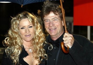 Jürgen Prochnow mit Frau