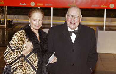 Jürgen Roland mit Frau