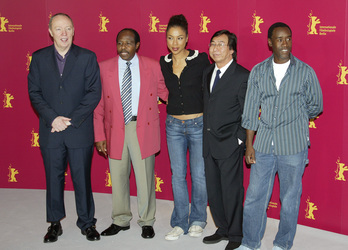 Terry George, Paul Ruseabagina, Sophie Okonedo, Alex Kitman Ho, Don Cheadle