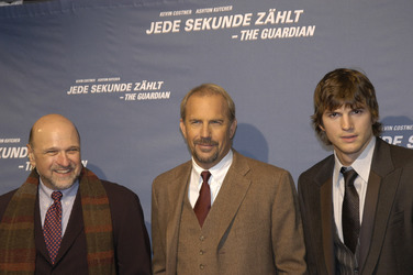 Andrew Davis, Kevin Costner, Ashton Kutcher