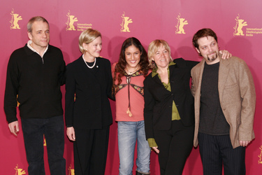 Jörg Widmer, Alexandra Wallace Malick, Q'Orianka Kilcher, Sarah Green, Ivan Bess