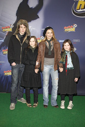 Tina Ruland mit Begleitung