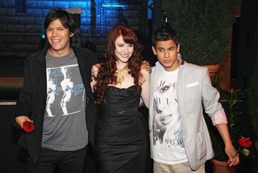 Chaske Spencer, Bryce Dallas Howard, Bronson Pelletier