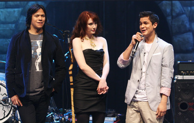 Chaske Spencer, Bryce Dallas Howard, Bronson Pelletier