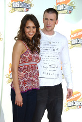 Jessica Alba, Chris Evans