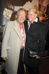 Rolf Eden mit Julia Romana Ehlert