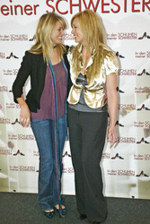 Cameron Diaz, Toni Collette